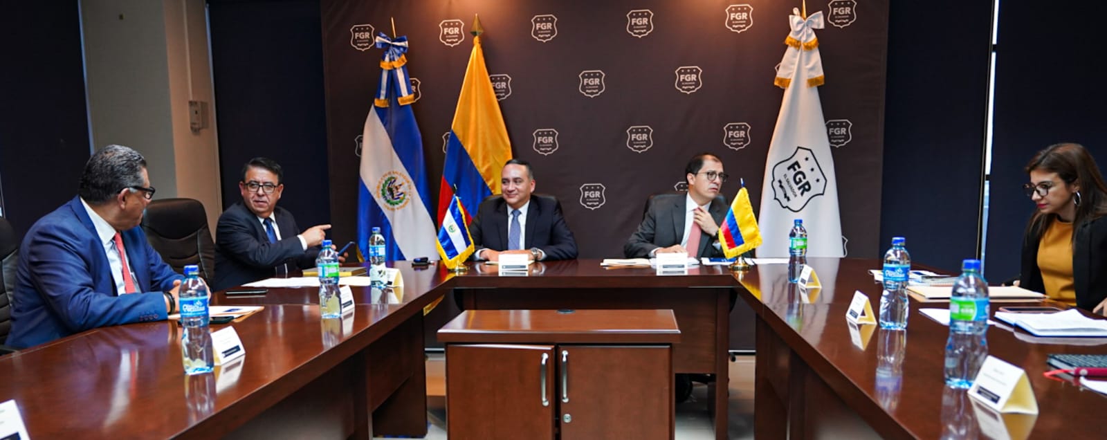 Fiscalía de Colombia llega a El Salvador para conocer estrategias implementadas en materia de seguridad fiscalia-de-colombia-llega-a-el-salvador-para-conocer-estrategias-implementadas-en-materia-de-seguridad